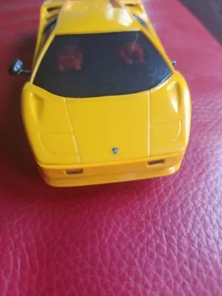 Coche Scalextric Lamborghini Amarillo