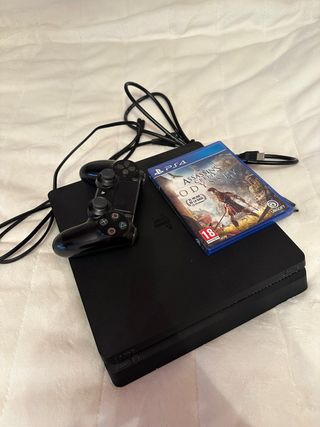 PS4 (PlayStation 4) Negra + Assassin's Creed Odyss