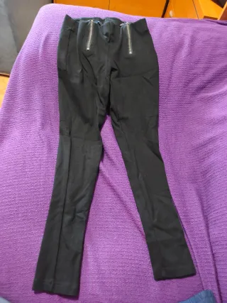 Pantalón pitillo negro niña con cremallera