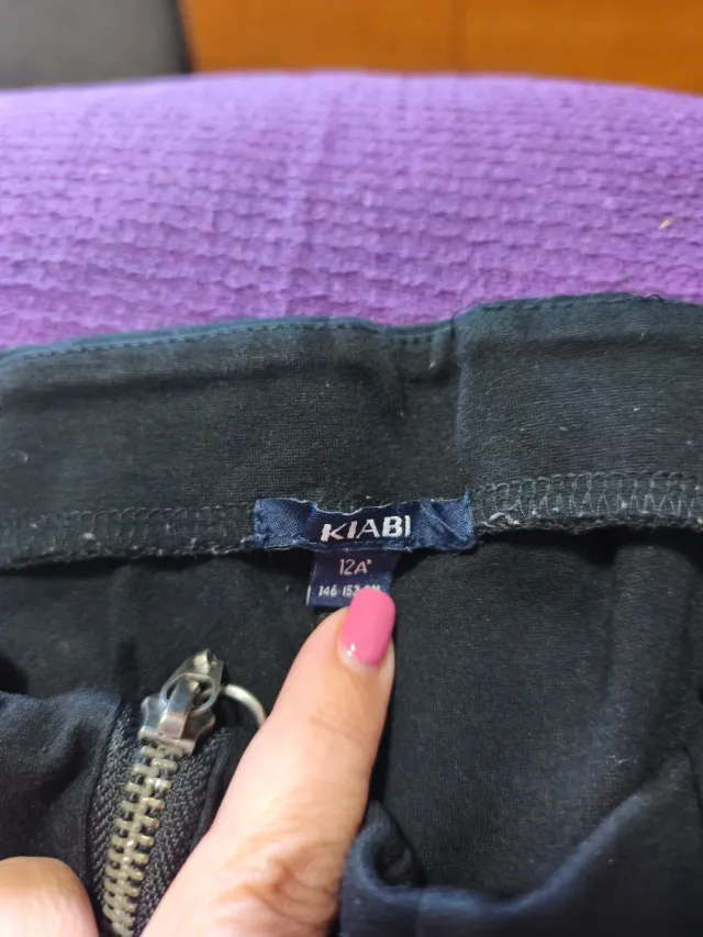 Pantalón pitillo negro niña con cremallera