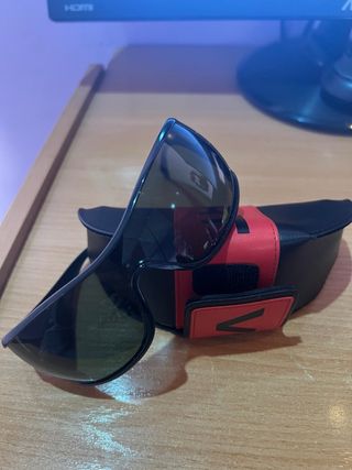 Gafas Vogue Negras y Rojas