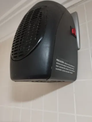 Calefactor Baño 400W de enchufe empotrado