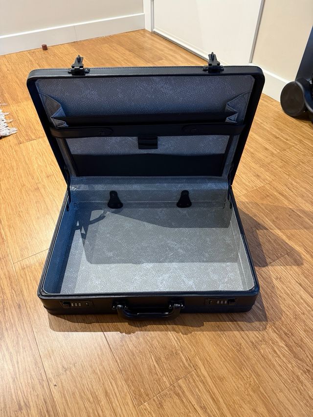 Maletín Vintage Negro