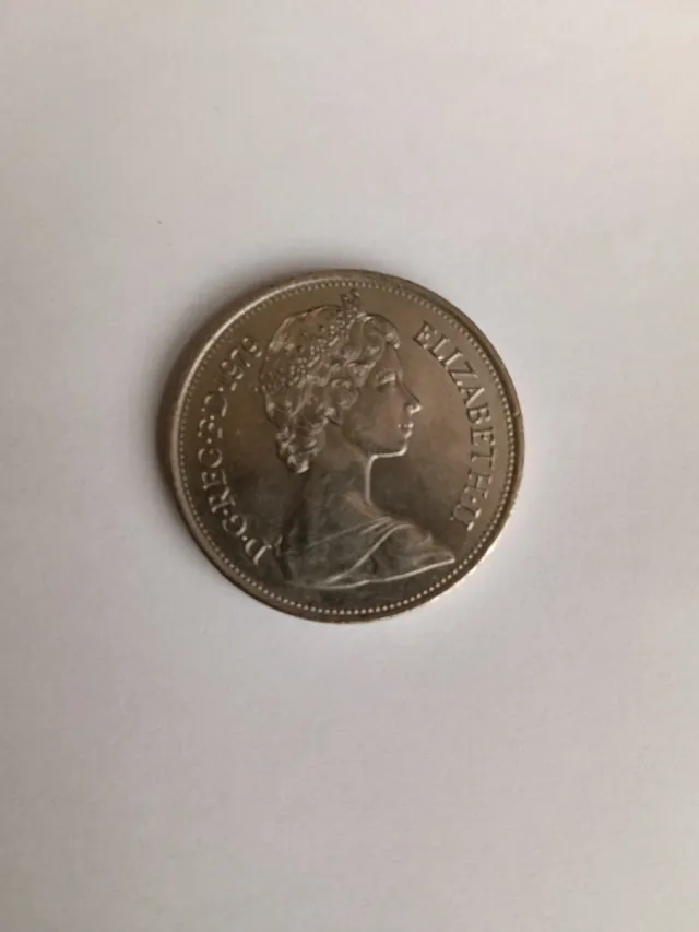Moneda 10 peniques Isabel II 1979