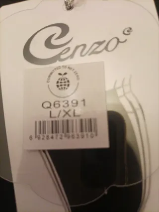 Pantalón negro chica nuevo con etiqueta