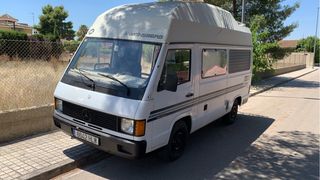 Mercedes MB100 Camper Weinsberg · 4 plazas · ducha