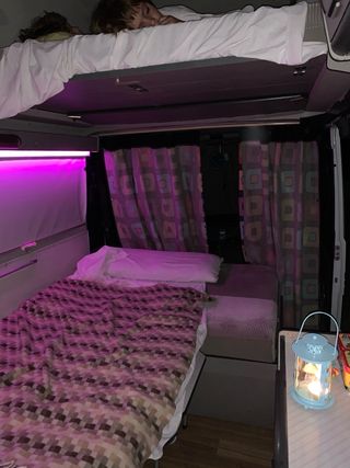 Mercedes MB100 Camper Weinsberg · 4 plazas · ducha