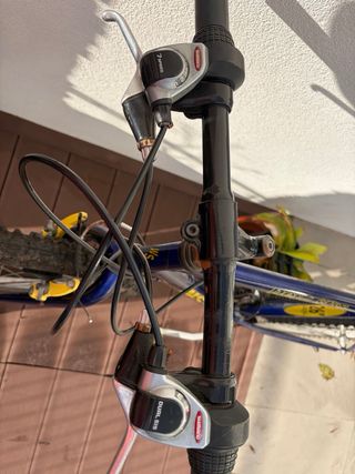 Bicicleta New Star 26 cambios Shimano