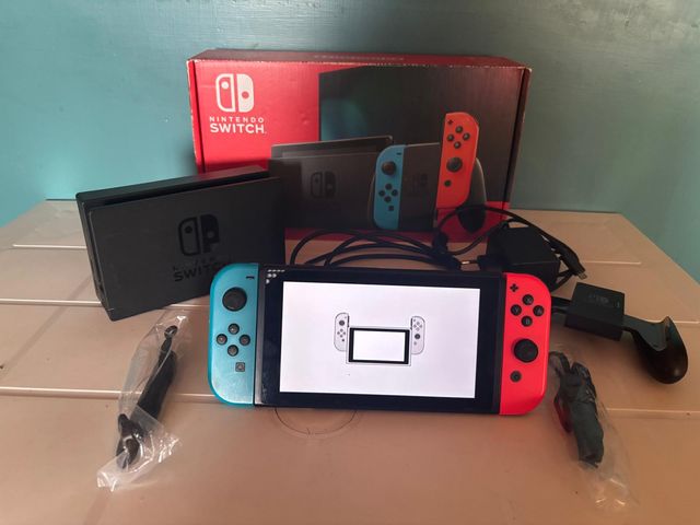 Nintendo Switch V2 Completa Originale