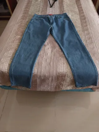 Pantalón vaquero azul