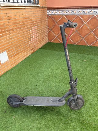 Patinete Eléctrico Negro