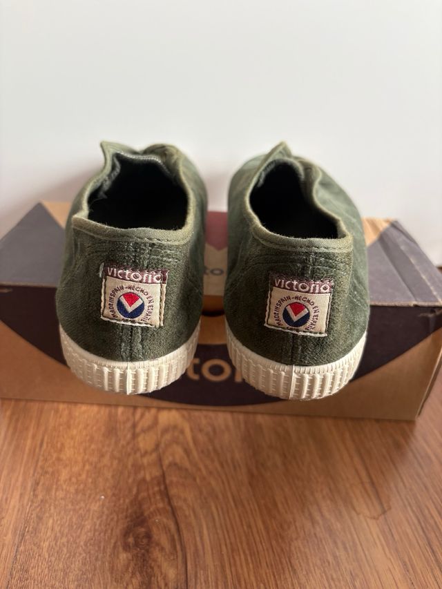 Victoria zapatillas terciopelo