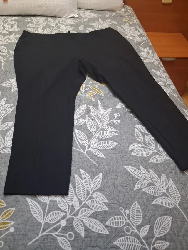 Pantalón negro