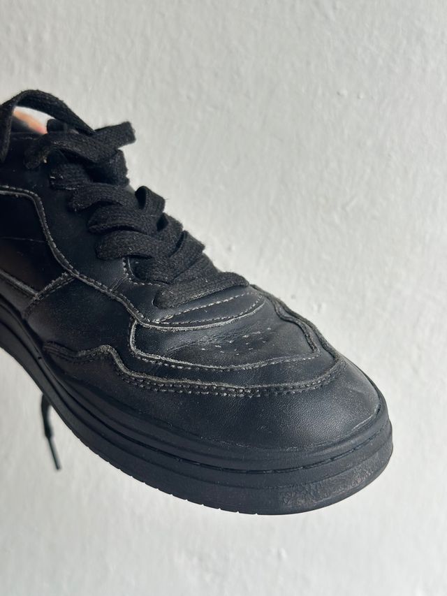 ZAPATOS NEGROS POMPEI FITZ