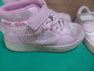 Set 2 paia Scarpe bambina 33 Nike e Lelli Kelly
