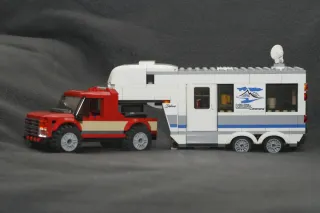 LEGO City 60182 - Pick-Up & Caravan
