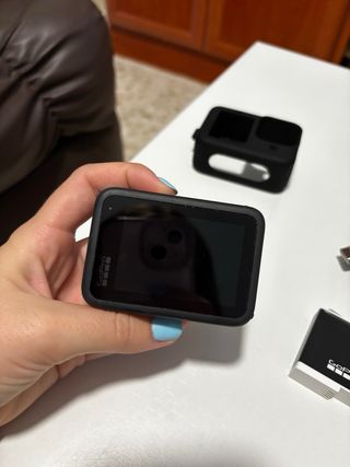 GoPro HERO9 Black in vendita in ottime condizioni, ideale per sport, viaggi e molto altro