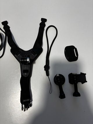 GoPro HERO9 Black in vendita in ottime condizioni, ideale per sport, viaggi e molto altro