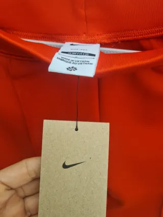 Pantalón deportivo Nike naranja(NO NEGOCIABLE) .