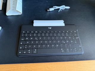 Logitech KEYS-TO-GO Tastiera DEU Bluetooth