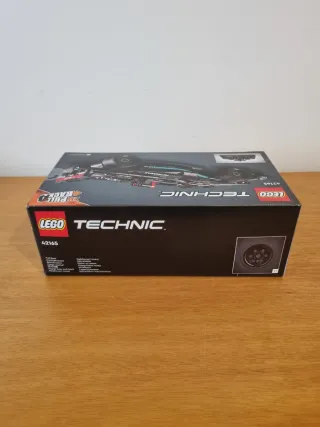 LEGO Technic Mercedes-AMG F1 W14 E Performance
