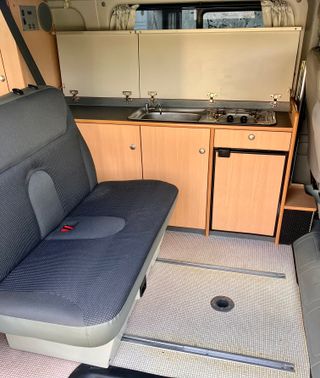 SALGAI-SE VENDE OPEL VIVARO CAMPER