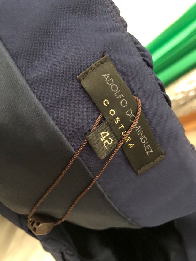 Falda Adolfo Domínguez azul ,nueva