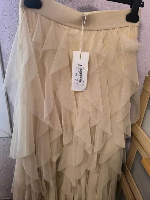 Falda Only volantes beige