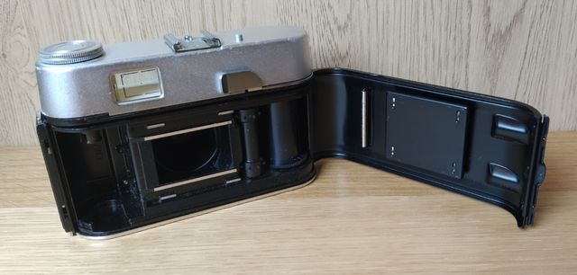 Cámara Voigtländer Vitoret Plata/Negra