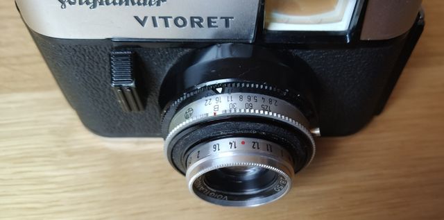 Cámara Voigtländer Vitoret Plata/Negra