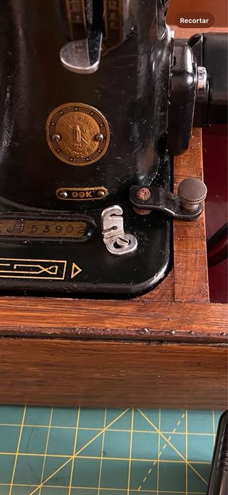 Máquina de coser Singer 99K