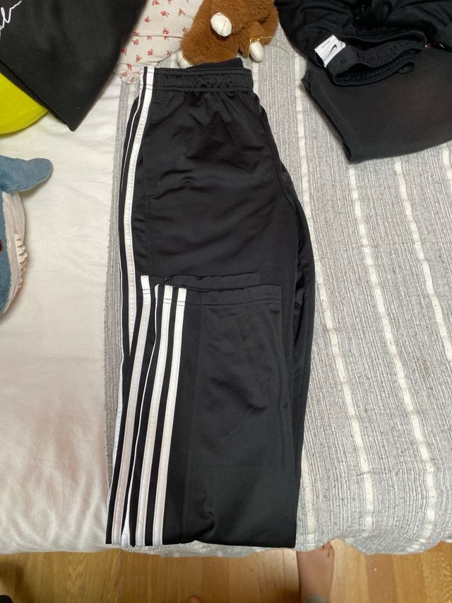 Pantalón Adidas Negro