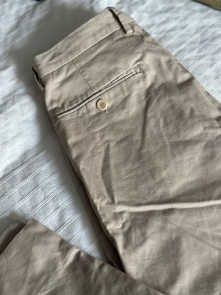 Pantalón de vestir beige hombre
