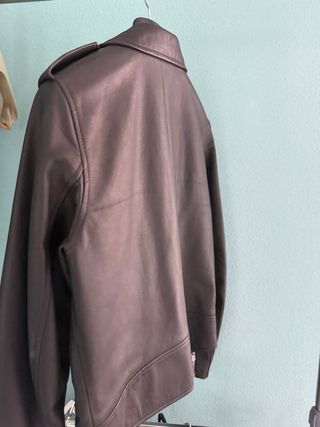 Cazadora Cuero Sandro Negro estilo Perfecto Hombre