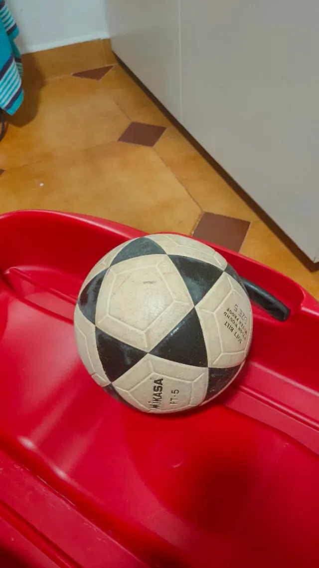 Balón de fútbol Mikasa FT-5