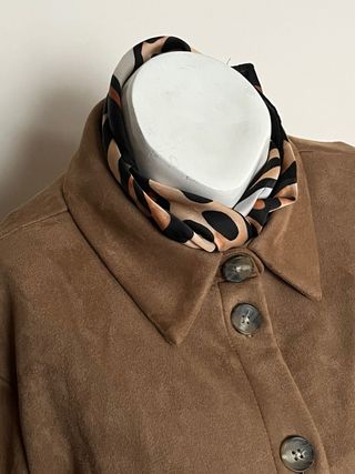 Cazadora ante marrón