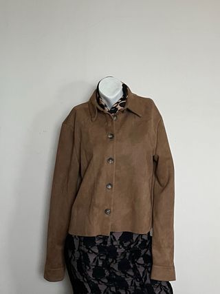 Cazadora ante marrón