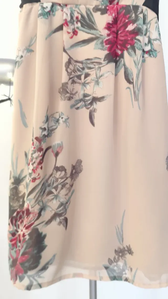 Vestido Vila Clothes floral beige talla S