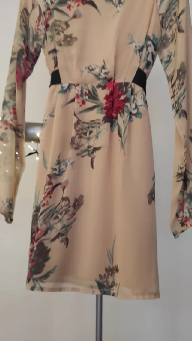 Vestido Vila Clothes floral beige talla S