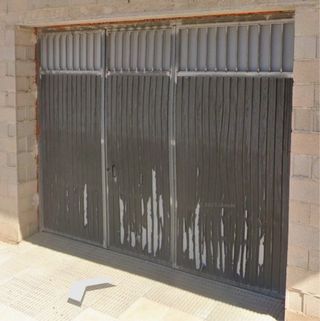 Puerta de garaje 350x275 con marco