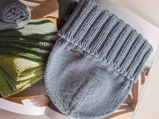 Berretto lana fatto a mano azzurro