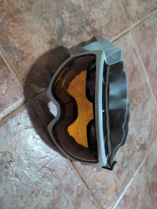 Gafas de esquí naranjas