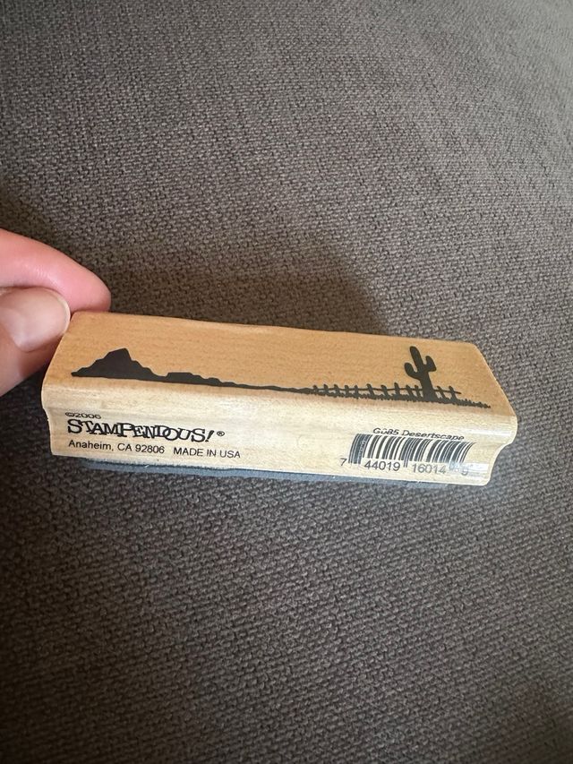 Sellos de goma montados en madera