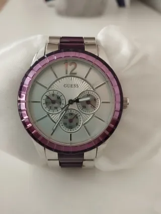 Reloj Guess Mujer Morado y Plateado