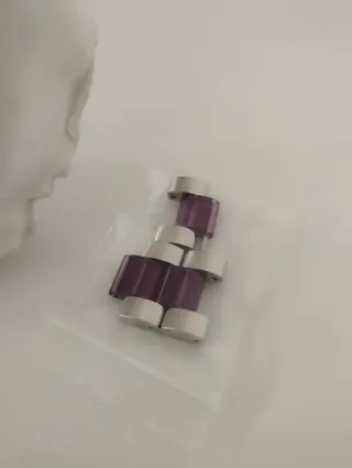 Reloj Guess Mujer Morado y Plateado