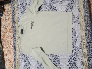 Sudadera beige con mensaje 14 años