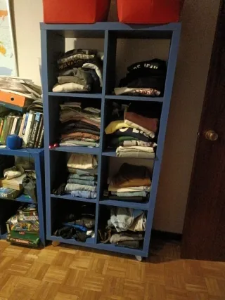 Due librerie vendute separatamente