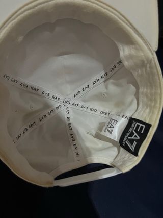 Gorra EA7 Emporio Armani Blanca