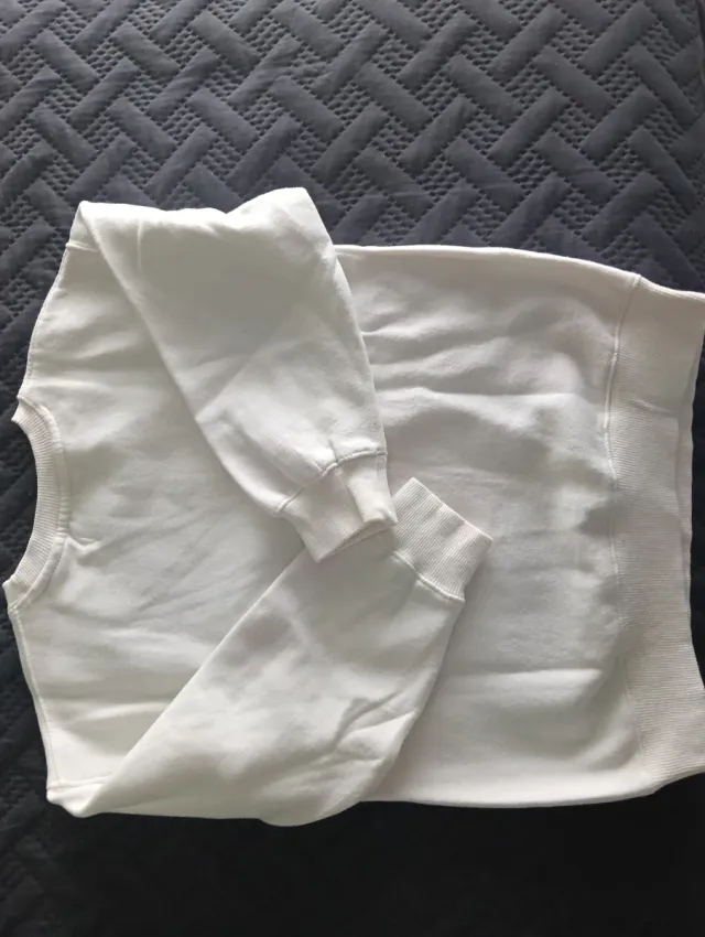 Sudadera Sonic Navideña.Talla 7-8