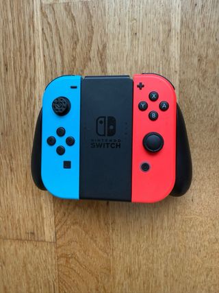 Nintendo Switch + Accessori e Giochi